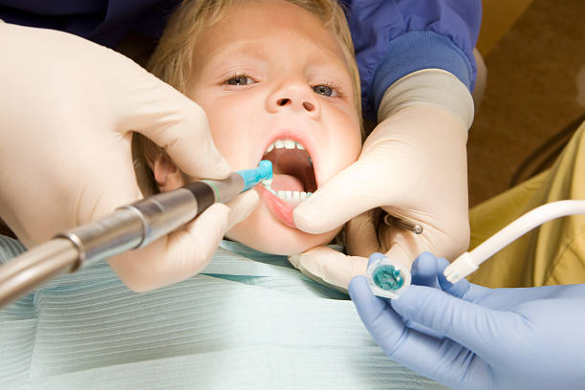 how fluoride strengthens tooth enamel